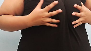 Kuwaiti widow gets sexually excited and has sex alone at home - Big Tits & Hot Figure