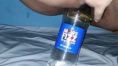 saree blouse kholana aur ek bottel ke sath cuda cudi