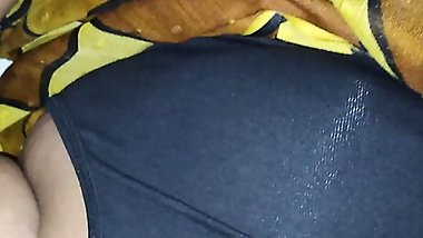 Sexy aunty rests when tired - scandel