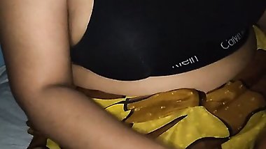 Delhi politician woman while wearing blouse