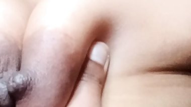Indian Sexy Female Girl Musturbation Video 27