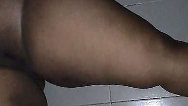 garm patni ata hai se karyalay nagn - hindi sex