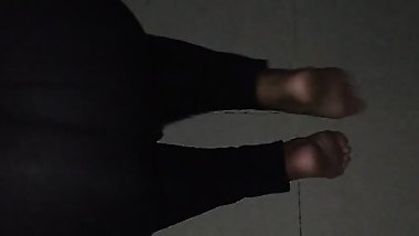Hot aunty doing workout - desi hot ass