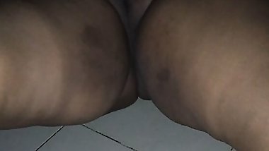 desi aunty sara din kam karate hain aur ab aram karate hain - hot aunty