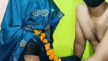 Desi villeg sapna bhabhi karva chauth ko chudhai