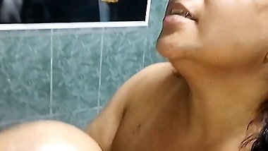 2  parte mi jefe me seduce para follar con el si no me echa