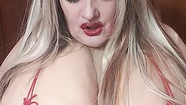 Susi is showing her licking tonbue are you better?
