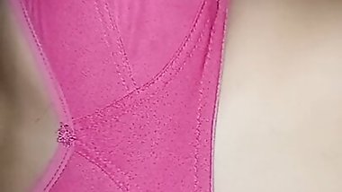 New indian bhabhi ki chut se cream nikli chodte time