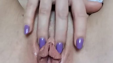 Mon clito et toute ma chatte pour vous