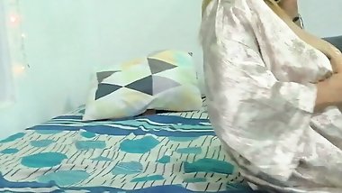 1 PART MY STEPMOTHER IS UNFAITHFUL TO MY FATHER AND I COME FUCKING HER PUSSY