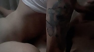 BBW troia si fa sborrare sulla pancia