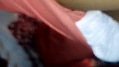 College friends ko ghar me bulakar chupke se choda