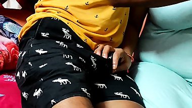 Chachi ne bhatija se chudai kar ke apni chut ki pyaas bujha li
