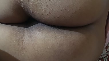 Sote hue maa ki gand me ungli ki. Risky capture for u all.