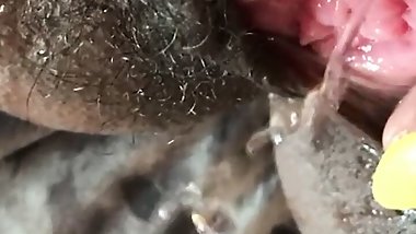 EXTREME CLOSEUP  SQUIRTING