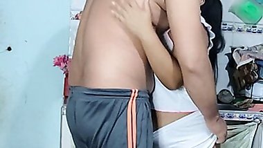 Sexo duro y caliente en la cocina