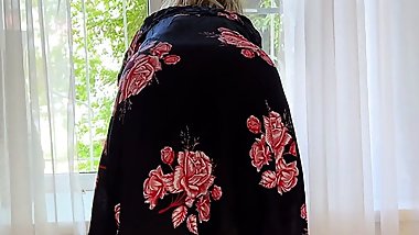 Mature housewife with big ass and anal sex
