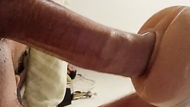 Testing the Riley Reid Sextoy in the Bedroom from my Stepsister