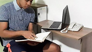 She interrupts my class so I can suck her pussy