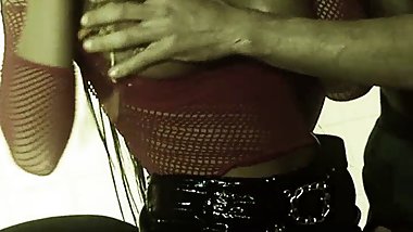 Lisa Rose is a teenage blonde willing to receive cum