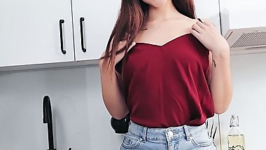 TeenMegaWorld - Beauty-Angels - Hottie rubs pussy to orgasm