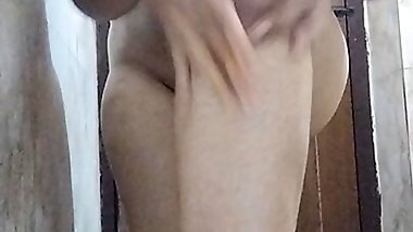 Mosi ne dikhaya nangi hokr pura sab kuch hot indian