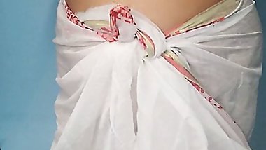 Sexy bhabi ki Saree kholi - Hindi Sex