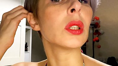 I tell u about your duty to give your maney to me russian language