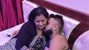 Horney aunt hardcore fuck by her Indian boyfriend
