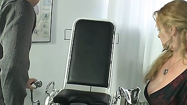 Altere Schlampen, aber gierig nach Schwanzen!