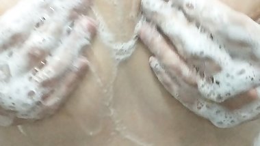 Hot Blonde show yours boobs in the shower