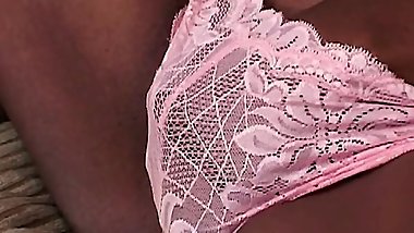 Beautiful ebony Cocoa gives a sexy hot blowjob