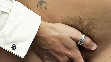 MILF Jordan Kingsley loves getting her pussy pounded by Ji